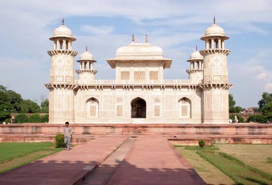 bay-taj-agra